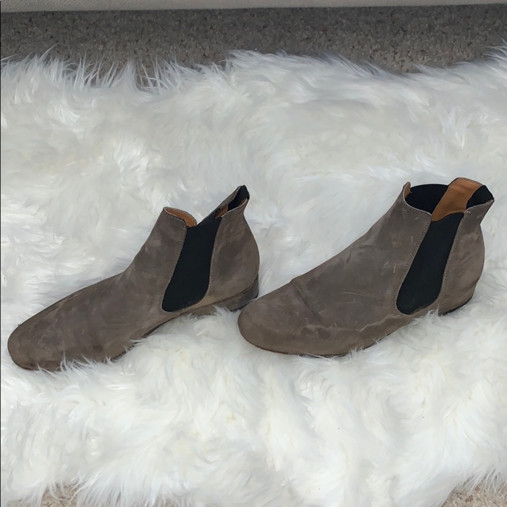 Taupe boots